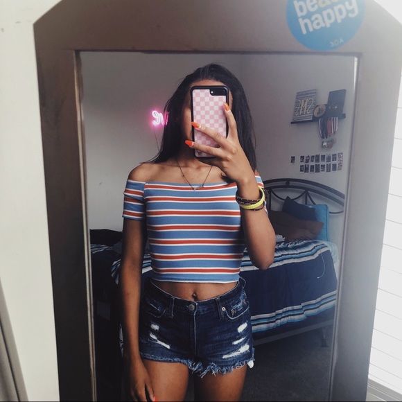 SHEIN Tops - Off shoulder crop top
